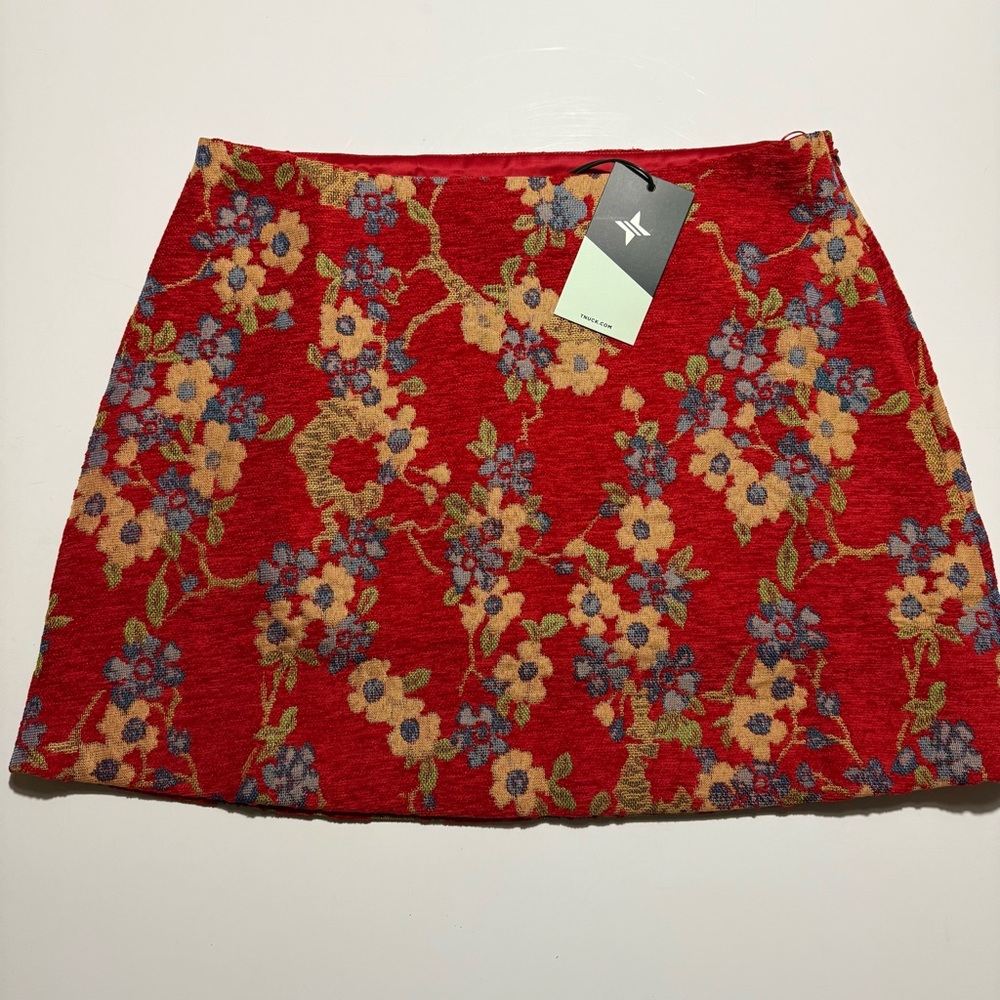Tuckernuck Sakura Blossom Chenille Jacquard Meg Mini Skirt